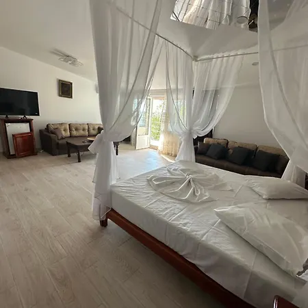 Complex Gec-histria * Mamaia